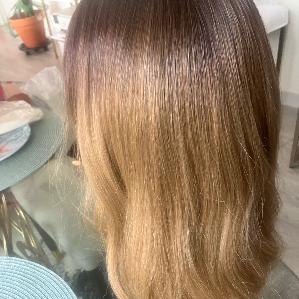 Light brown dark blonde wig